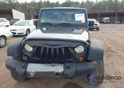 2015 Jeep Wrangler Sport z USA, uszkodzony, nr VIN 1C4AJWAG0FL624663